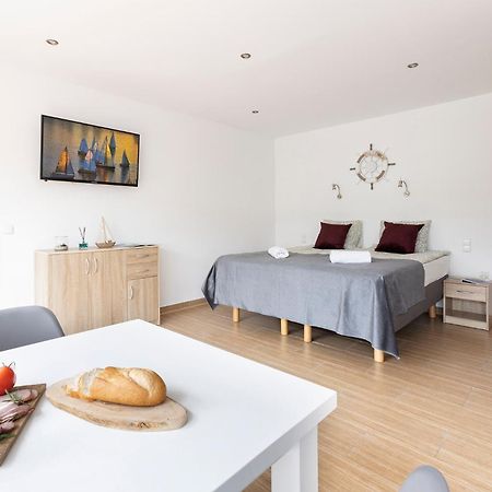 Galeon Apartamenty Mikołajki Ngoại thất bức ảnh